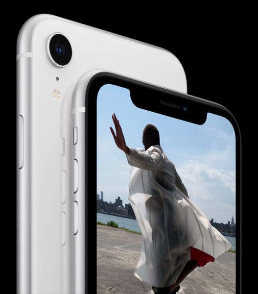 Restored Apple iPhone XR - Fully Unlocked - 128 GB White
