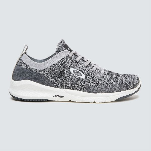 oakley running shoes