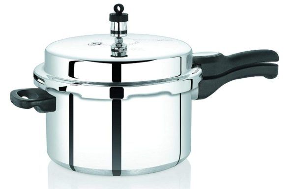 Premier pressure cooker 7.5 liter top