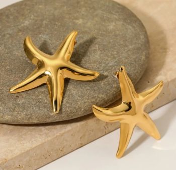 Gold Starfish Stud Earring