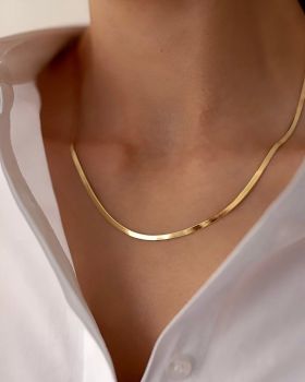 Elegant Minimalist Gold Snake Chain