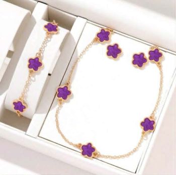 4pcs Purple Clover Set