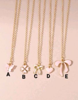 Fashionable Minimalist Necklace