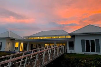 Lake Side Deluxe Villa (7 Bedrooms, 6 Bathrooms)