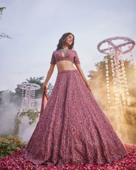 01 Lehenga 
