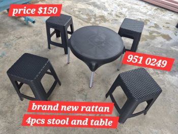 5 pcs plastic table n rattan stool (4)