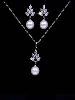 2 Piece Pearl Bridal Jewellery Set