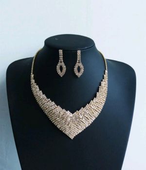 Rhinestone Gold Necklace Set