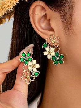 Cute Floral Stud Earring