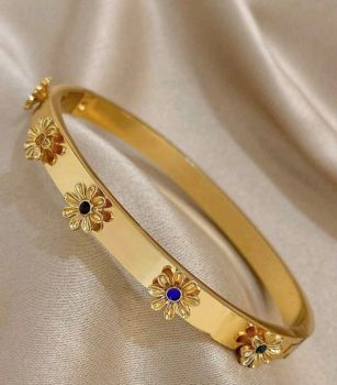 18K Gold Plated Floral Bangle