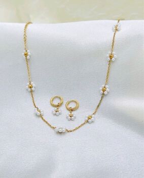 18K Gold Plated White Floral Jewelry Set