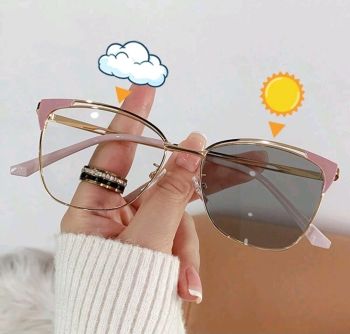 Cateye Photochromic Anti Blue Light Glasses #Pink