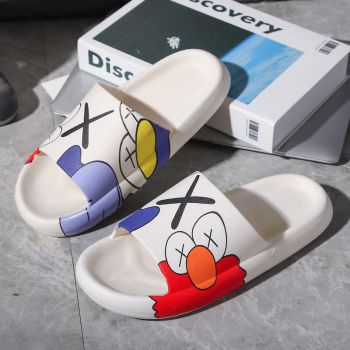 Slippers / Slip-ons'