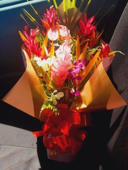 Valentines Fresh Flower Bouquet