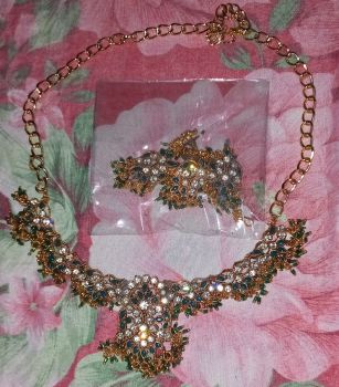 4 pcs Green and Gold Jewlery Set