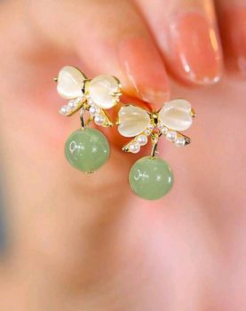 1 pair Fashionable Sweet Bow & Faux Pearl Dangle Earrings