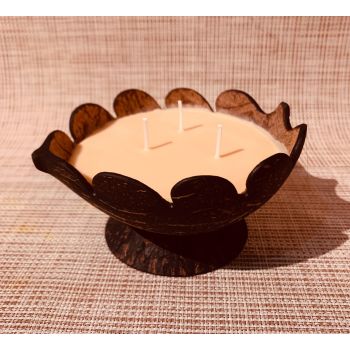 Handcrafted Candle - Aspen Leaf. 