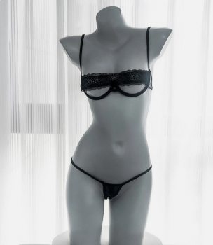 Underwired Cut out Lingerie Set 