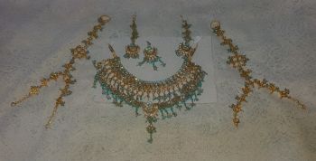 6 pcs Jhumka, Pendant, hand bracelets and Earring Set